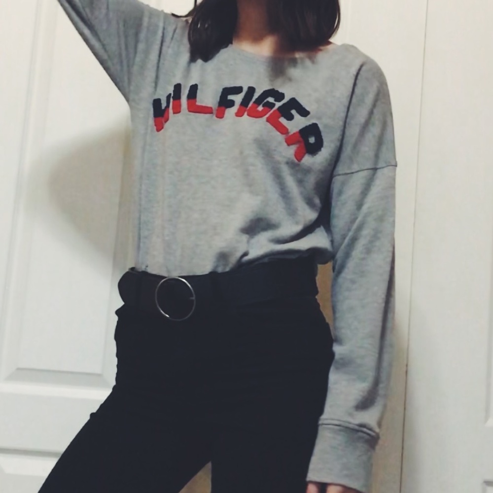 Tommy Hilfiger Spell Out Sweatshirt ❤️💙